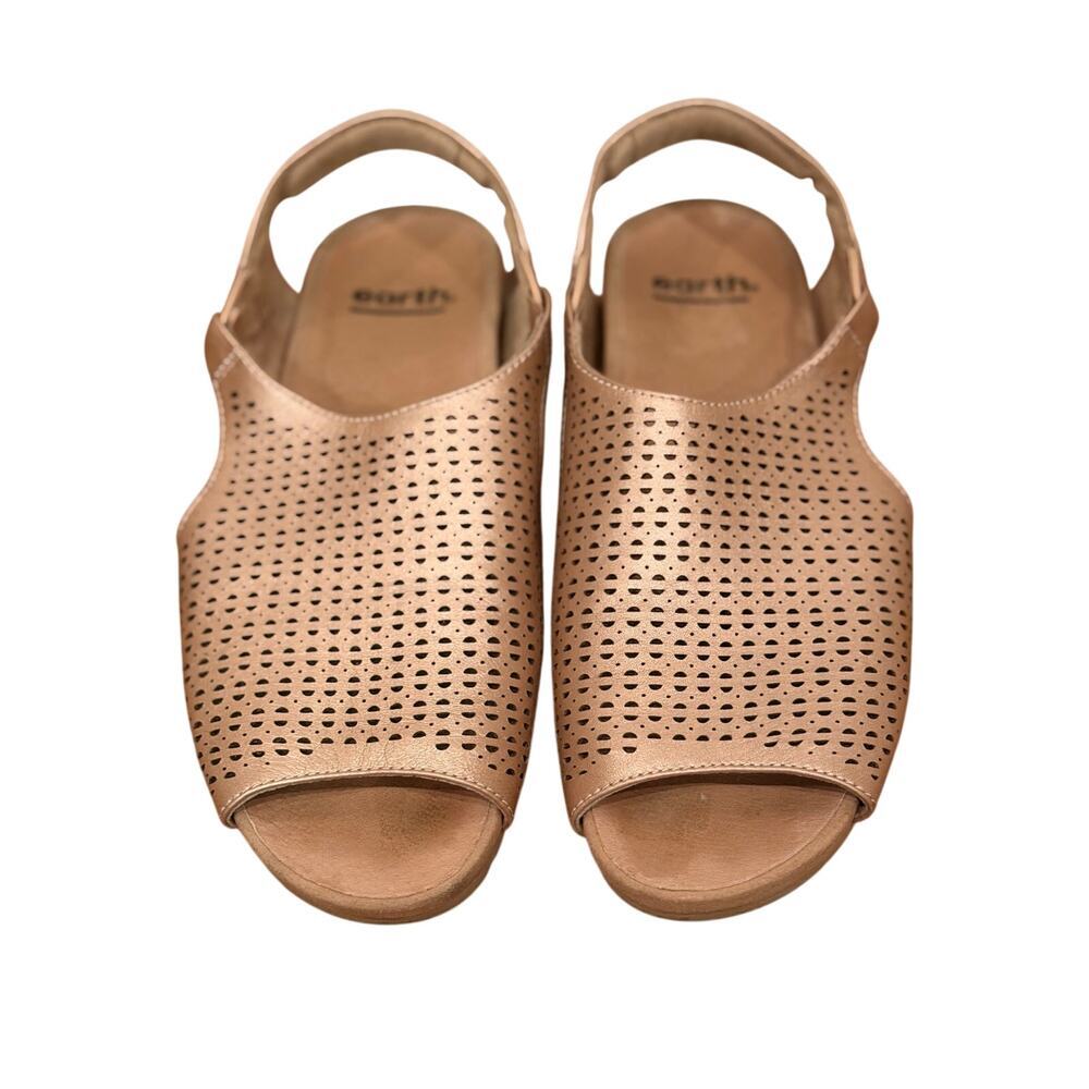 Earth Linden Laveen Blush Gold Metallic Slingback Comfort Sandal Size 9